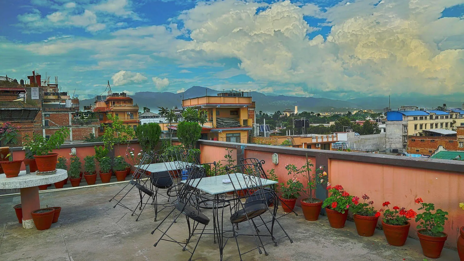 Hotel Bliss International Kathmandu 3*,  Nepal